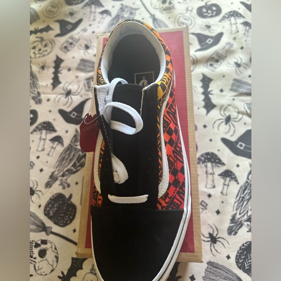 Old Skool Vans- New - Picture 2 of 5